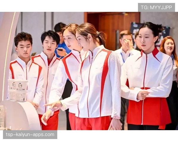 国家队与国际名帅举行战术研讨 引进先进理念,国家队参赛 国家队与国际名帅举行战术研讨 引进先进理念,国家队参赛